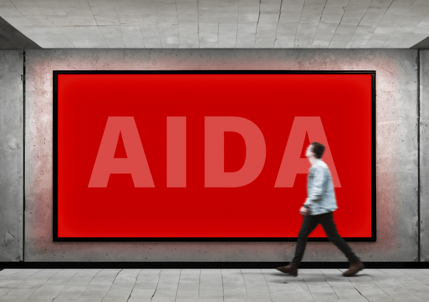 Il marketing è in continua evoluzione, adattandosi alle mutevoli esigenze e aspettative dei clienti. Uno degli strumenti di marketing più fondamentali e tuttora importanti è il modello AIDA, che si concentra sulle fasi del processo di acquisto del cliente ed è la chiave per coinvolgere e convincere efficacemente i destinatari. Oggi parleremo di cos'è il modello AIDA e di come utilizzarlo nel marketing. E, naturalmente, come combinare questo modello con l’automazione del marketing.