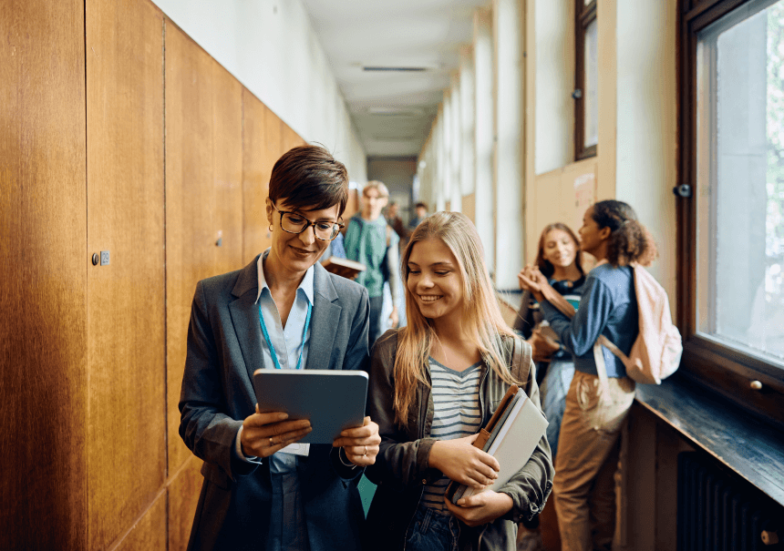 In che modo l’automazione del marketing può ottimizzare il processo di reclutamento degli studenti nel settore dell’istruzione?