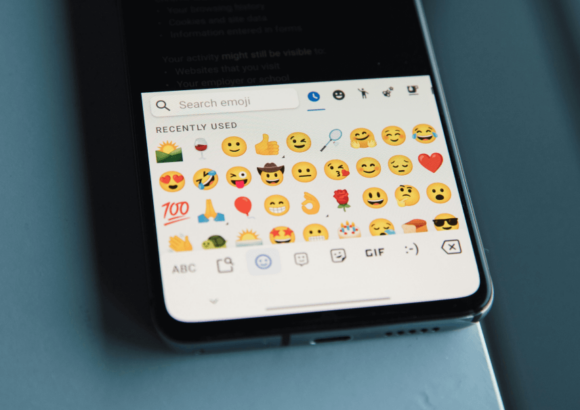 Come gli emoji influenzano le tue campagne di email marketing
